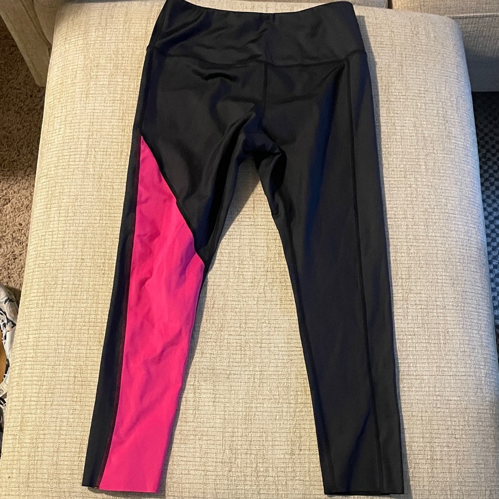 Black and Pink Leggings